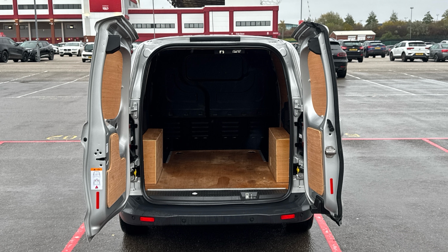 Used Ford Transit Courier 2023 for sale - 76603291: Photo 3