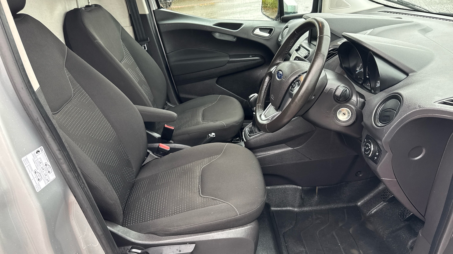 Used Ford Transit Courier 2023 for sale - 76603291: Photo 6