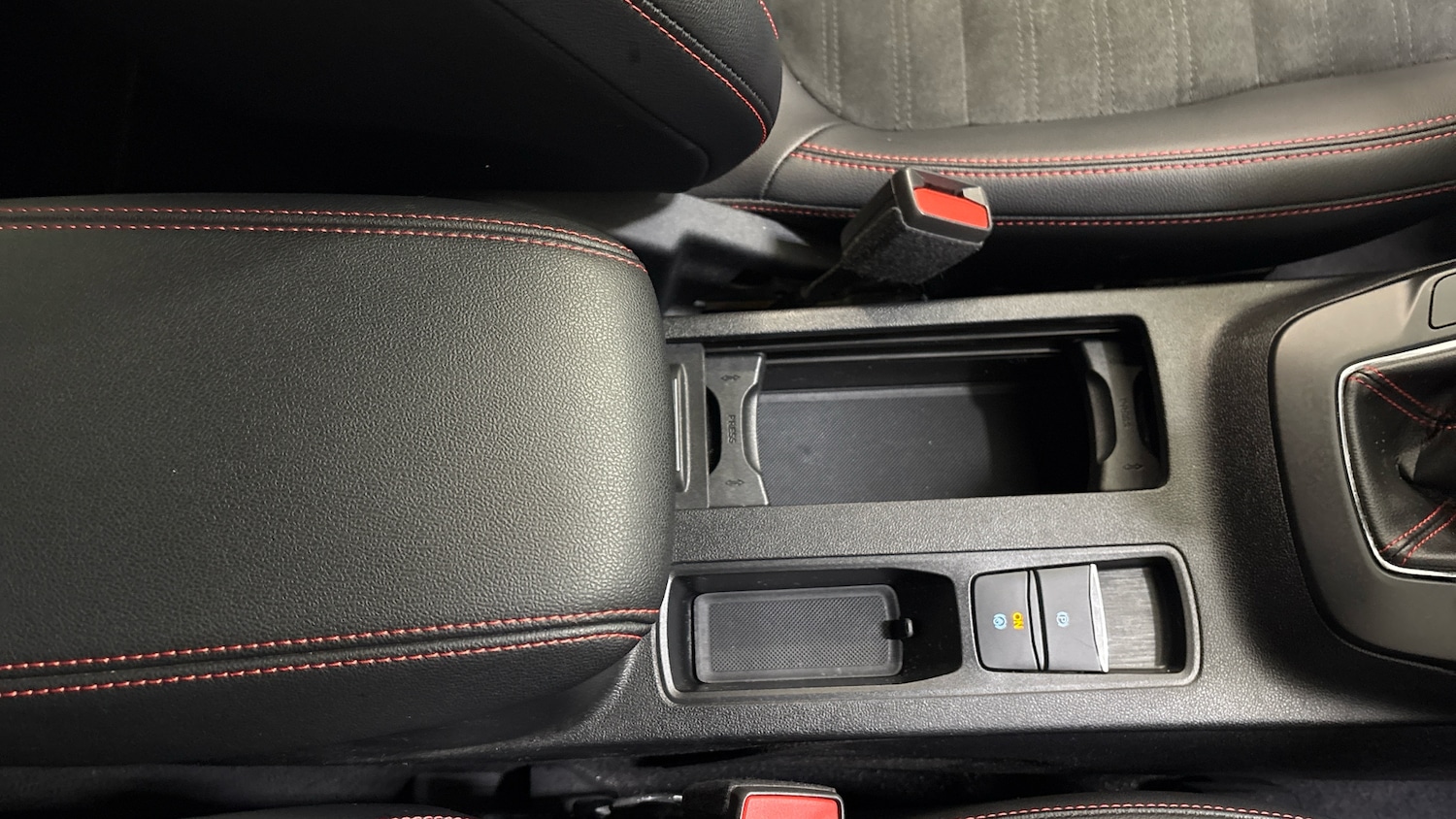 Used Ford Kuga 2022 for sale - 77046165: Photo 41