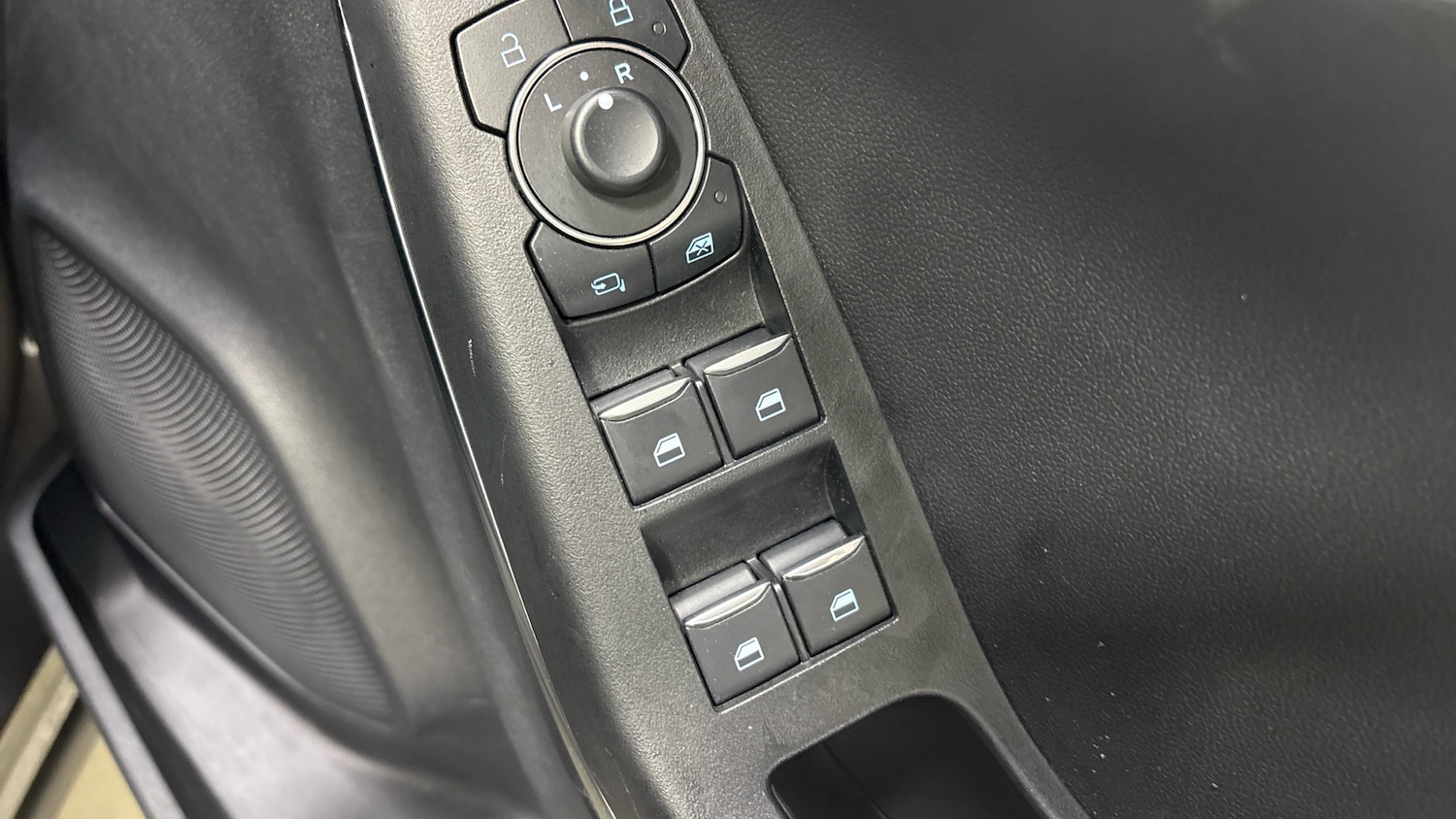 Used Ford Puma 2023 for sale - 76490420: Photo 31