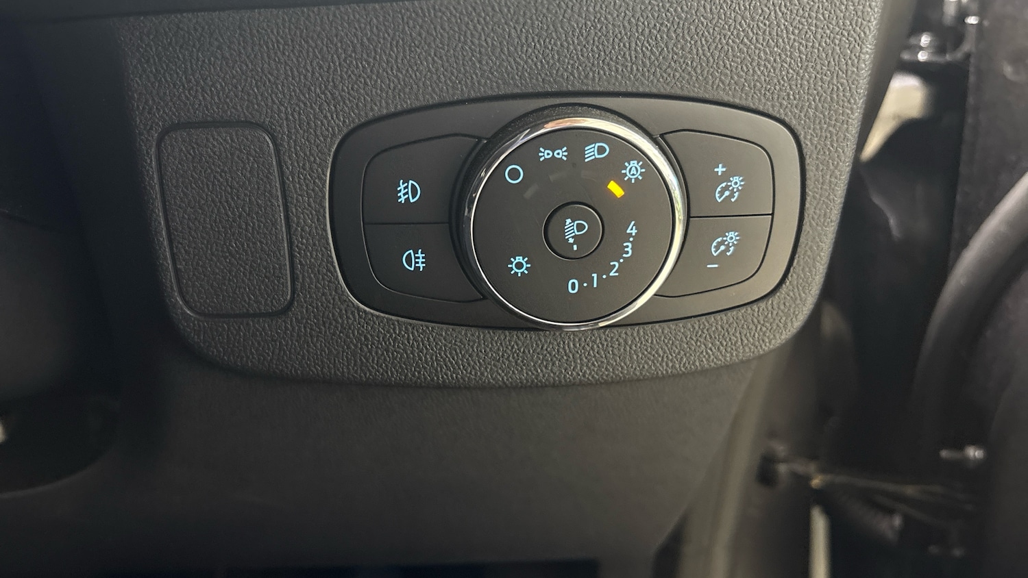 Used Ford Puma 2023 for sale - 76490420: Photo 34