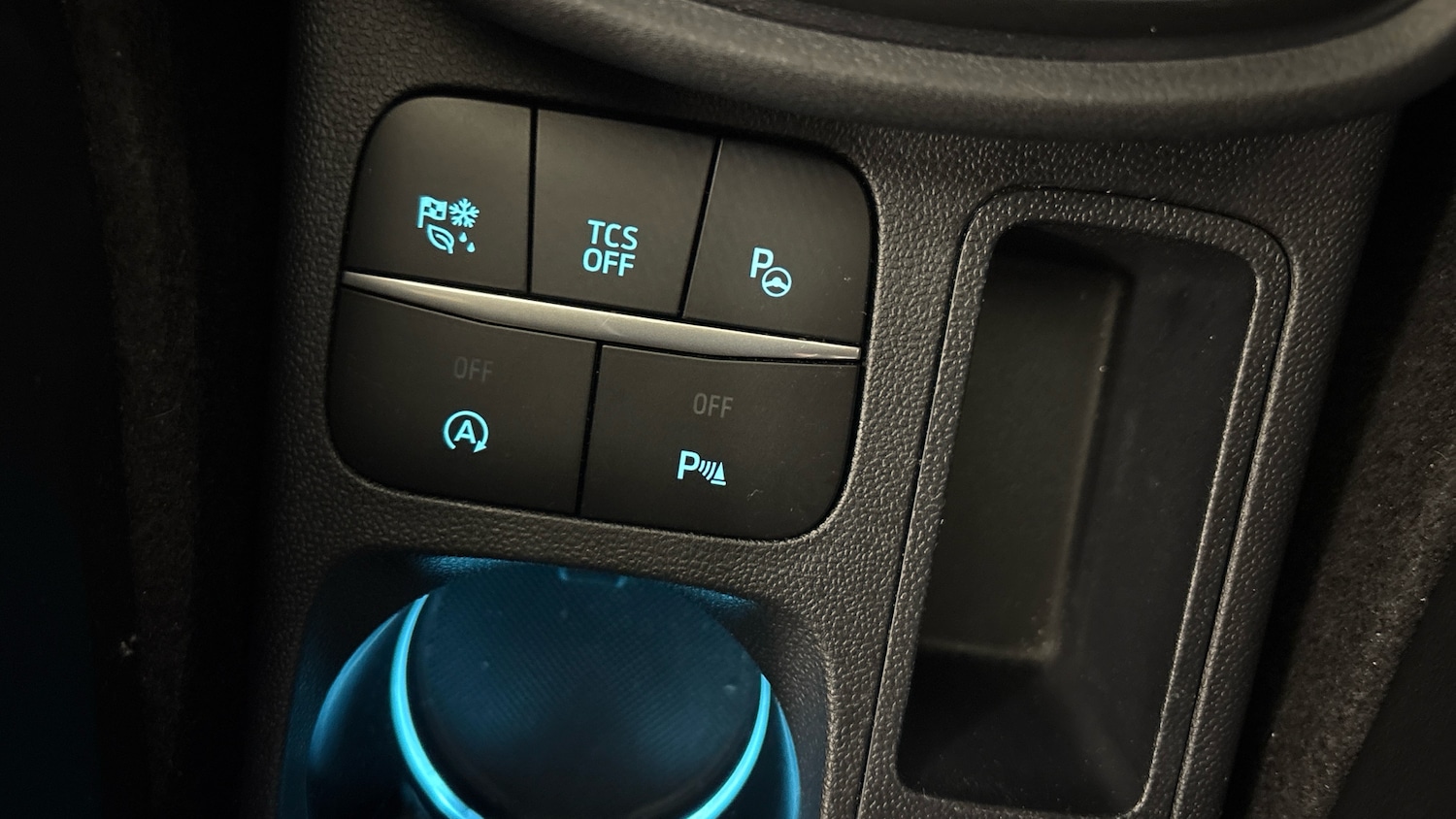 Used Ford Puma 2023 for sale - 76490420: Photo 43