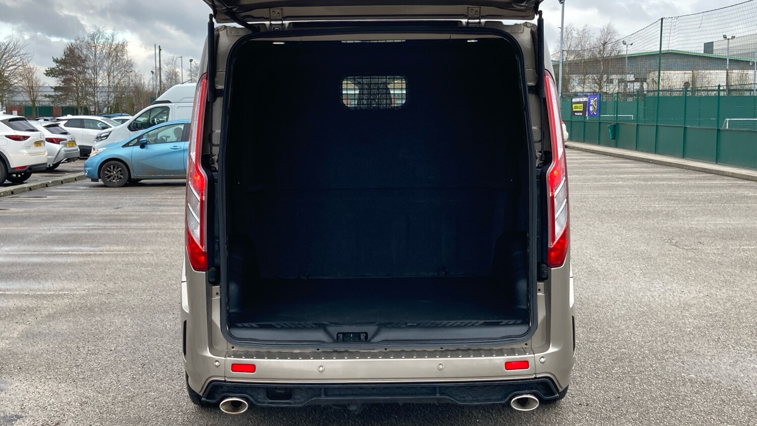 Used Ford Transit Custom 2020 for sale - 77416902: Photo 3