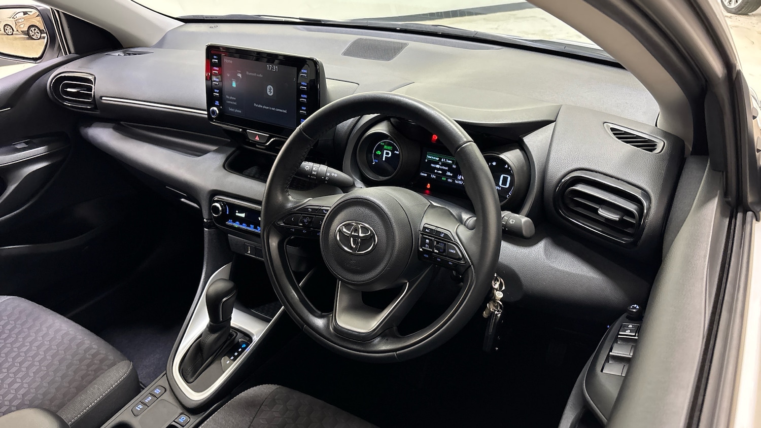 Used Toyota Yaris 2023 for sale - 76891973: Photo 29