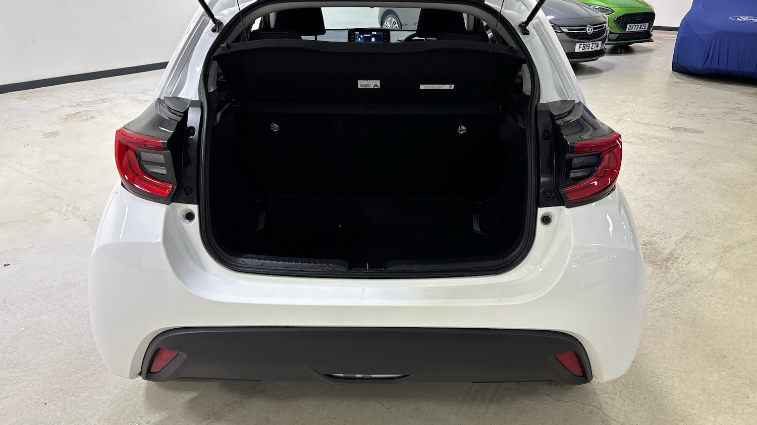 Used Toyota Yaris 2023 for sale - 76891973: Photo 4