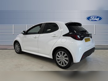 Used Toyota Yaris 2023 for sale - 78610804: Photo