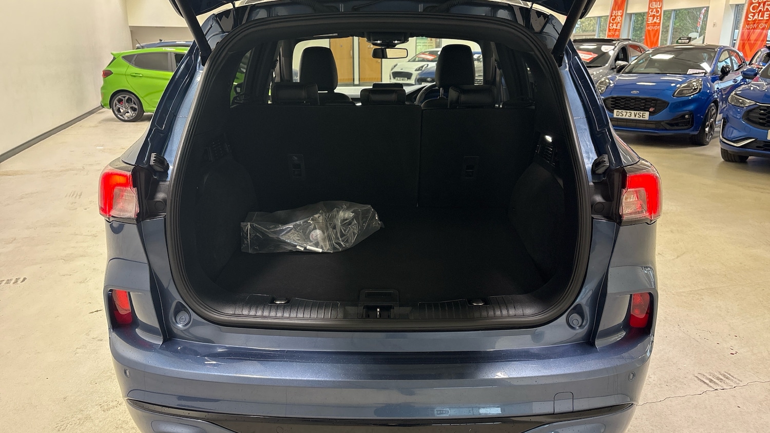 Used Ford Kuga 2022 for sale - 76603289: Photo 4