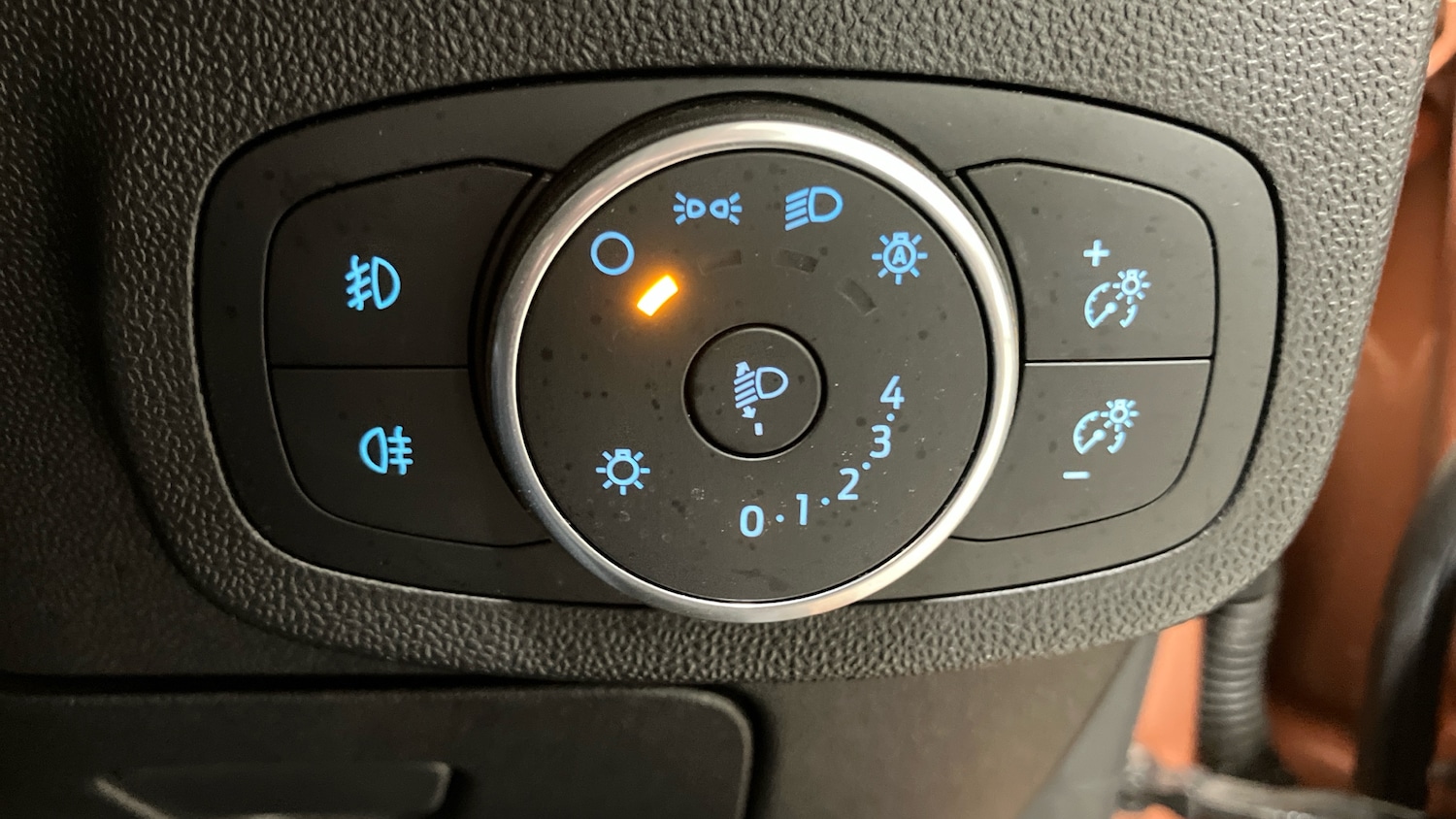 Used Ford Fiesta 2018 for sale - 76517895: Photo 32