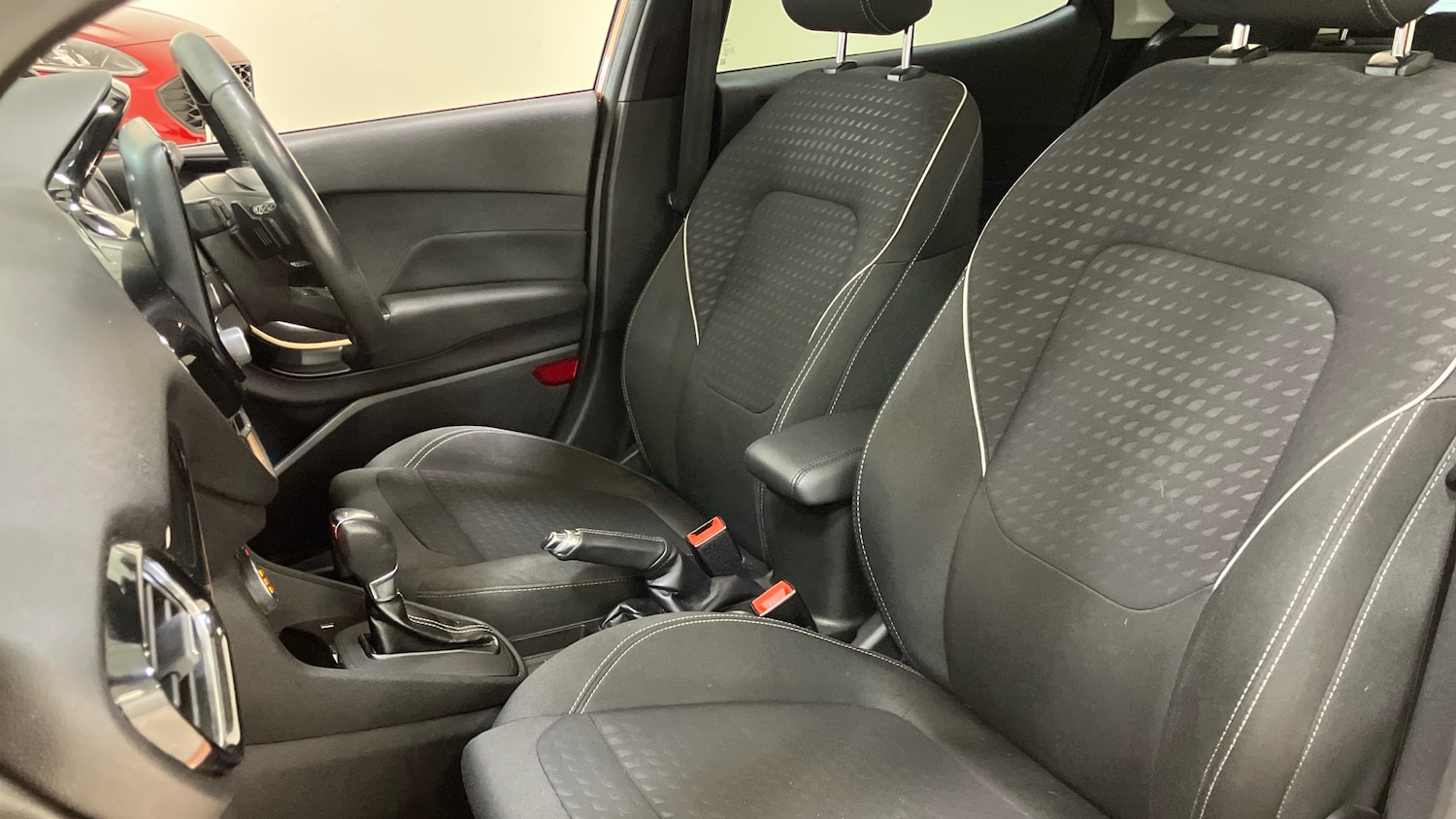 Used Ford Fiesta 2018 for sale - 76517895: Photo 40