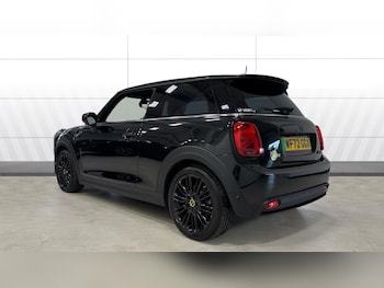 Used MINI Hatch 2022 for sale - 76968355: Photo