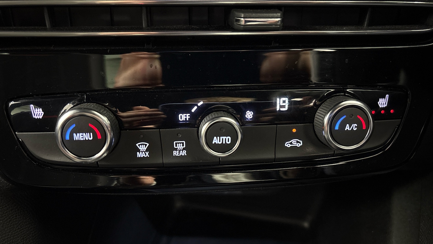 Used Vauxhall Mokka 2022 for sale - 76594532: Photo 32