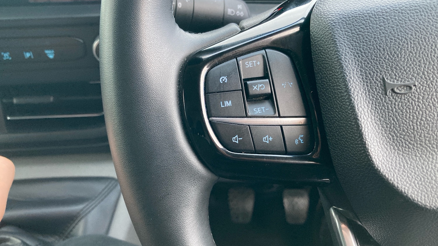 Used Ford Transit Custom 2024 for sale - 76918785: Photo 40