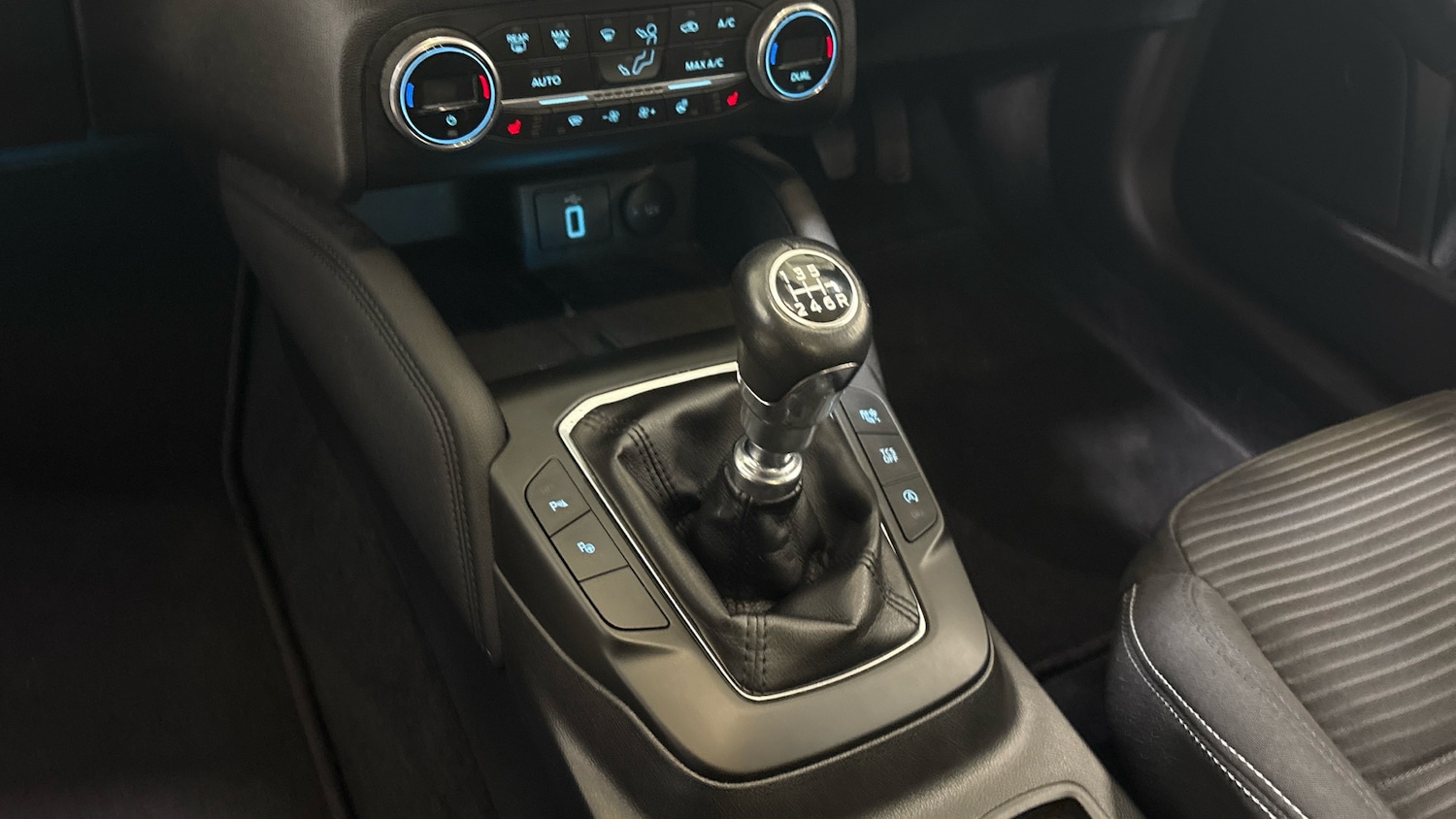 Used Ford Focus 2019 for sale - 76904893: Photo 13