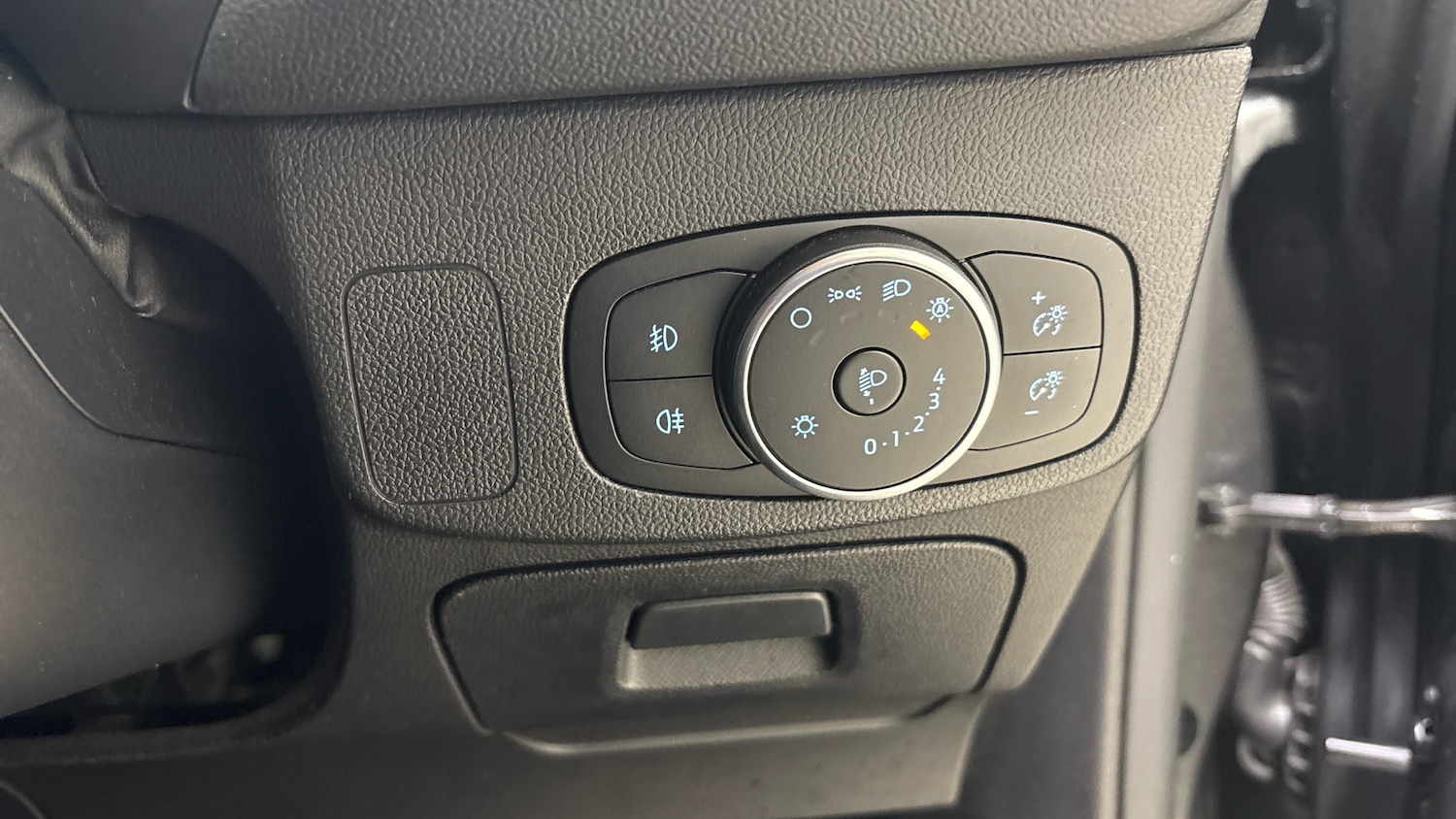 Used Ford Focus 2019 for sale - 76904893: Photo 32