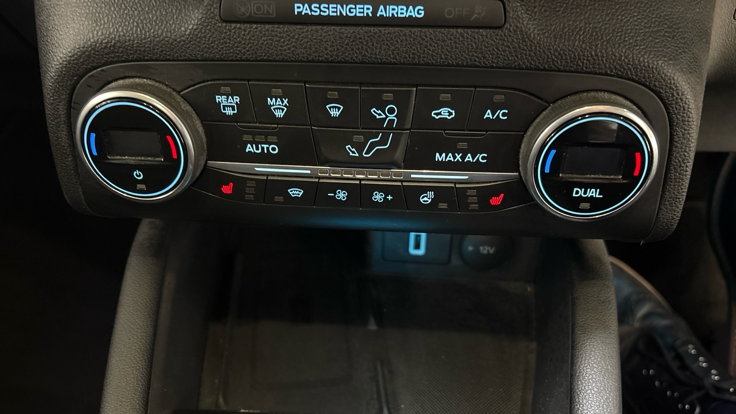 Used Ford Focus 2019 for sale - 76904893: Photo 37