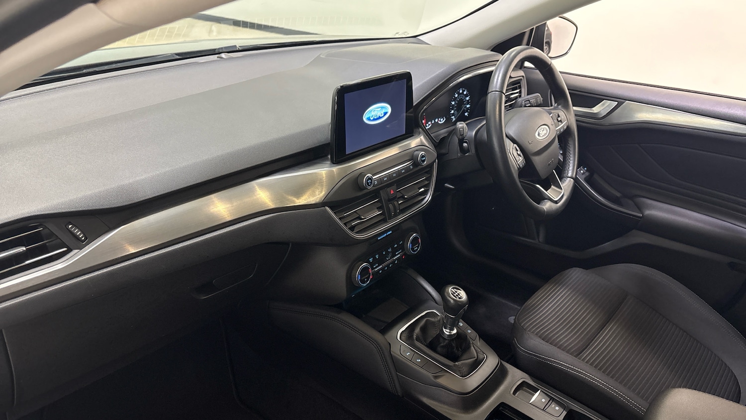 Used Ford Focus 2019 for sale - 76904893: Photo 9