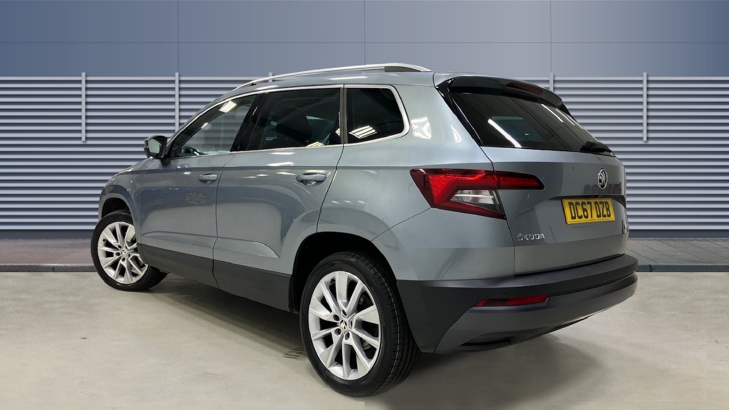 Used Skoda Karoq 2018 for sale - 77434562: Photo 2