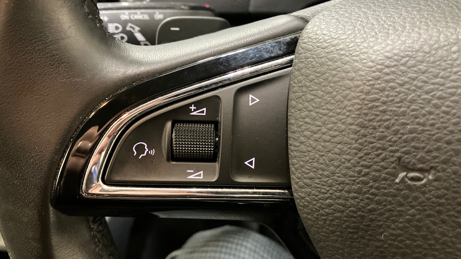 Used Skoda Karoq 2018 for sale - 77434562: Photo 34