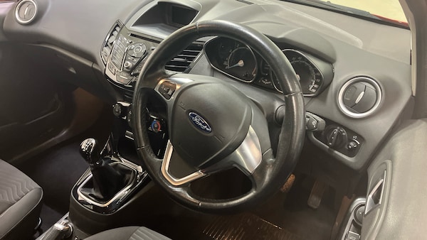 Used Ford Fiesta 2016 for sale - 76232291: Photo 11
