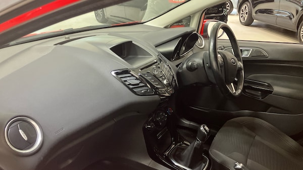 Used Ford Fiesta 2016 for sale - 76232291: Photo 9