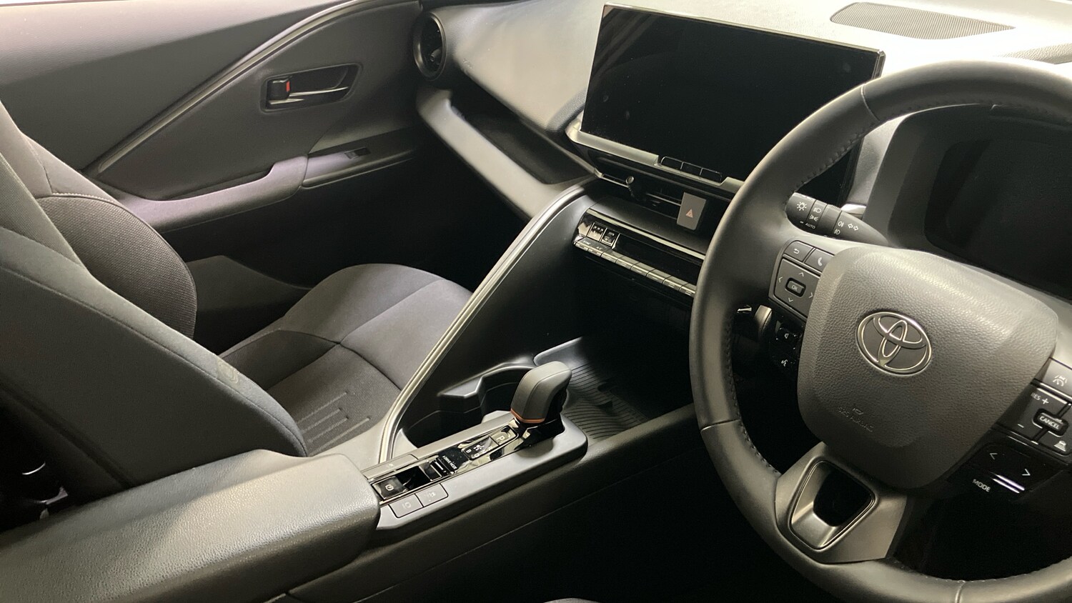 Used Toyota C-HR 2025 for sale - 78122905: Photo 14