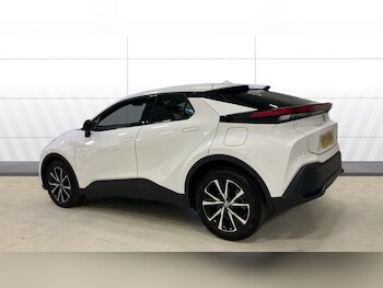 Used Toyota C-HR 2025 for sale - 78122905: Photo