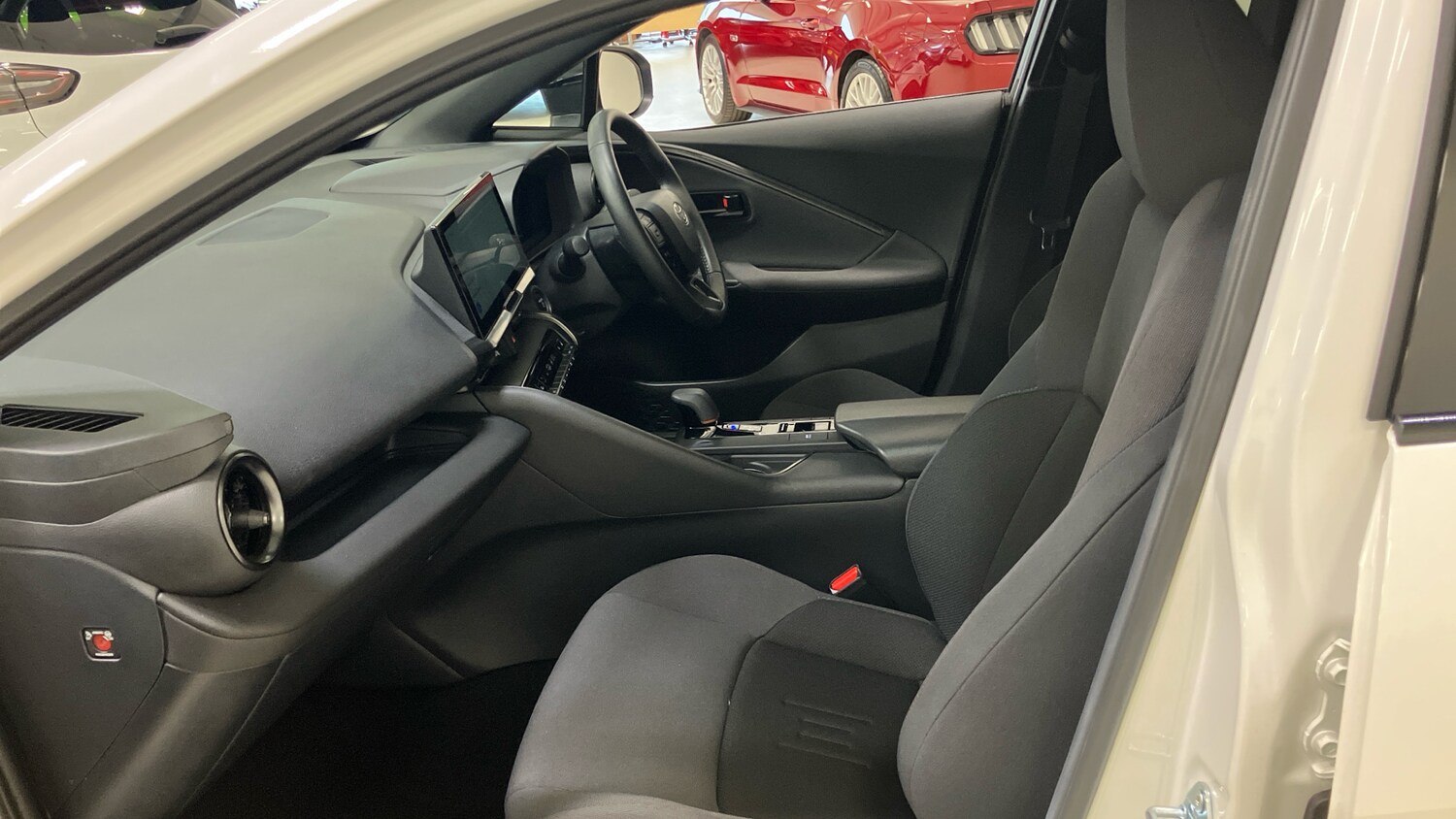 Used Toyota C-HR 2025 for sale - 78122905: Photo 39