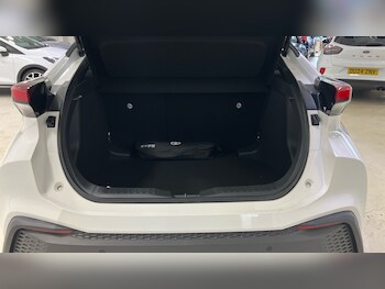 Used Toyota C-HR 2025 for sale - 78122905: Photo