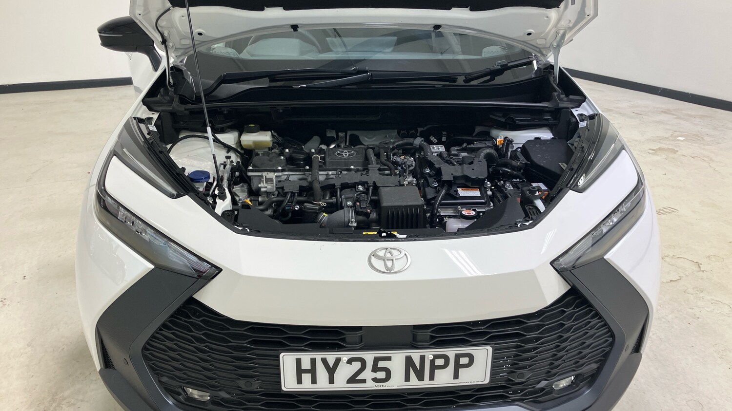 Used Toyota C-HR 2025 for sale - 78122905: Photo 8