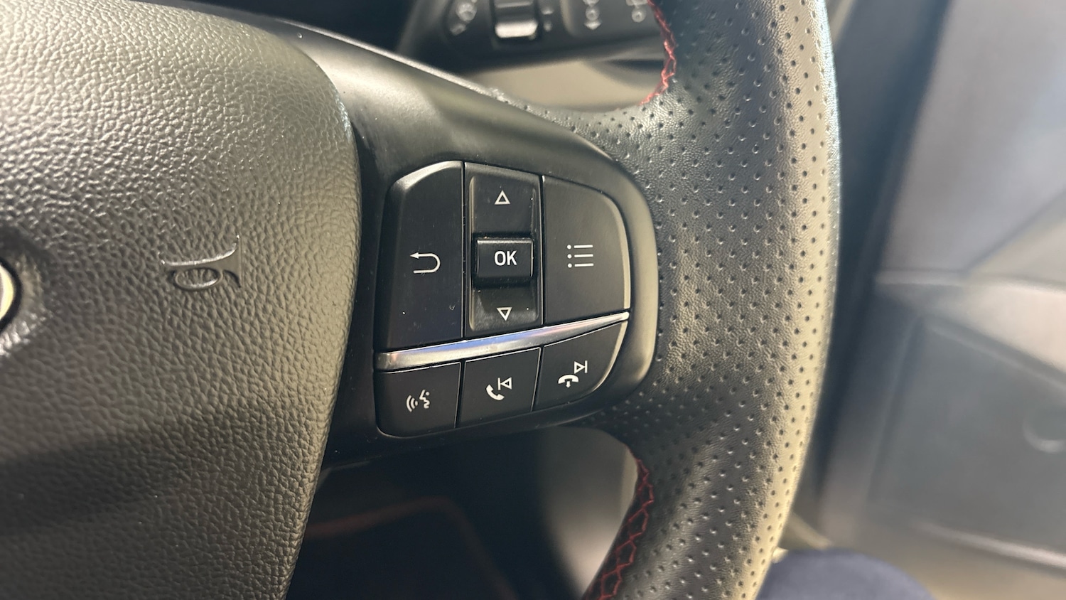 Used Ford Focus 2023 for sale - 77011660: Photo 33