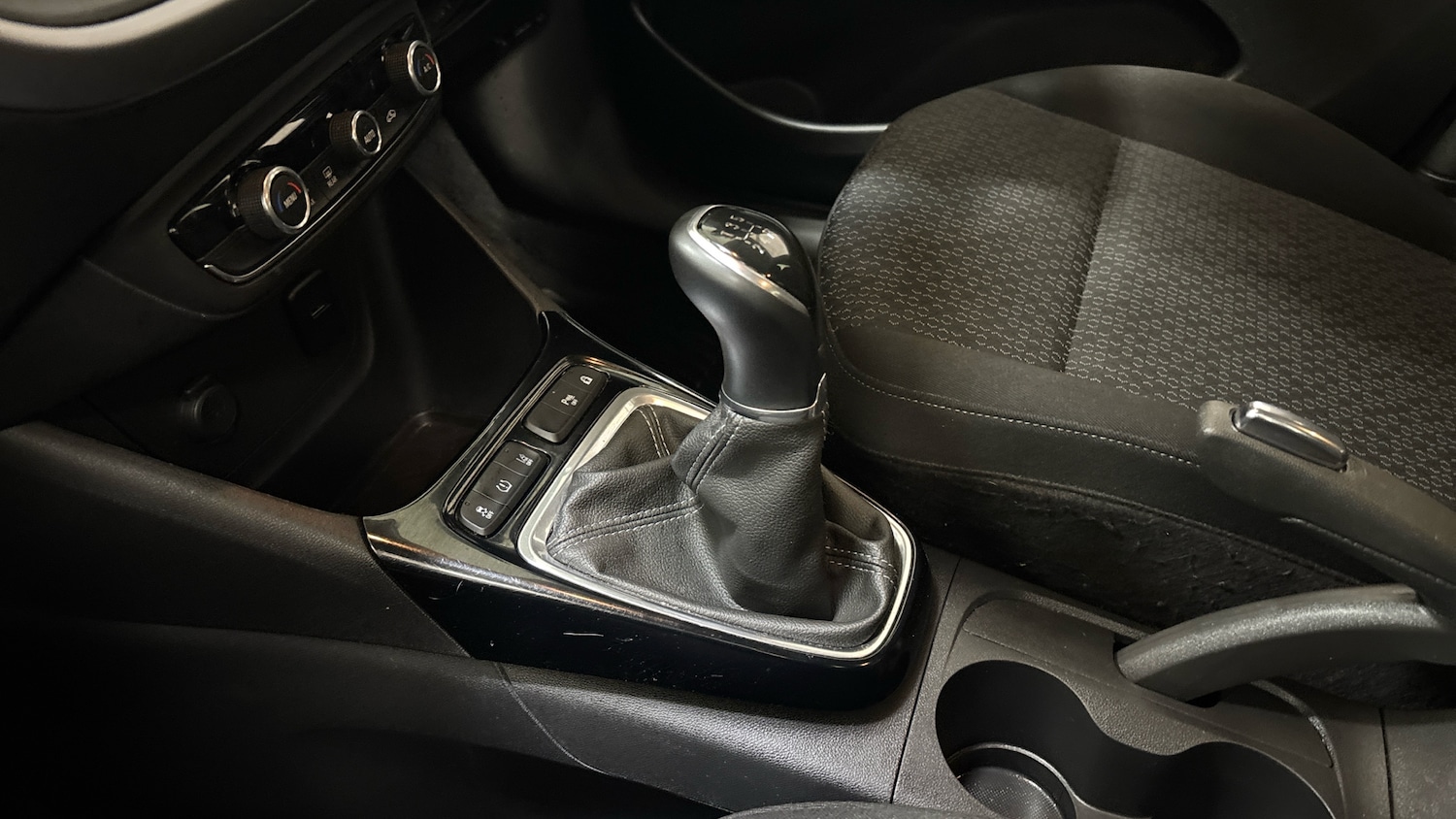 Used Vauxhall Crossland X 2018 for sale - 76877816: Photo 13