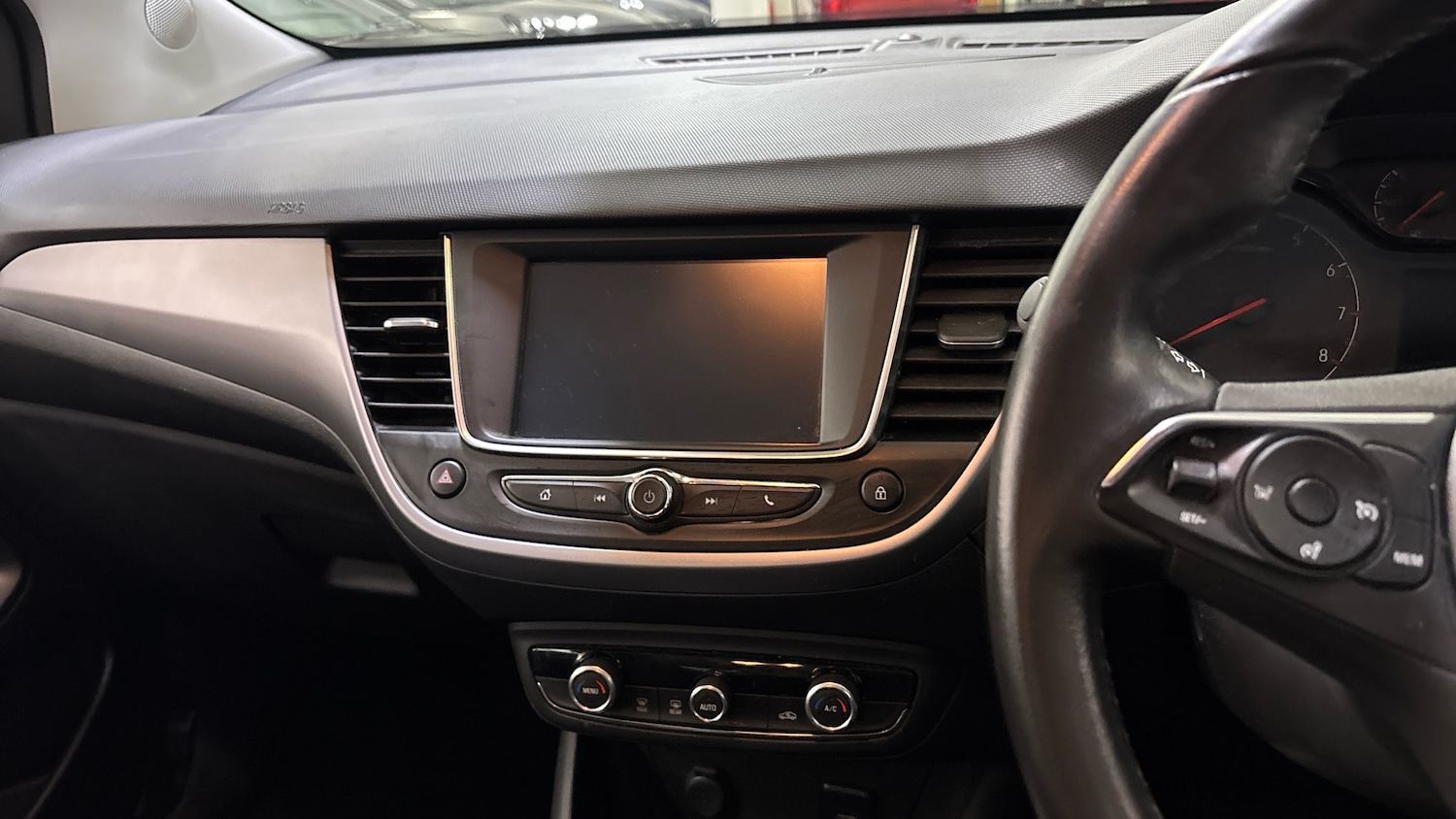 Used Vauxhall Crossland X 2018 for sale - 76877816: Photo 14