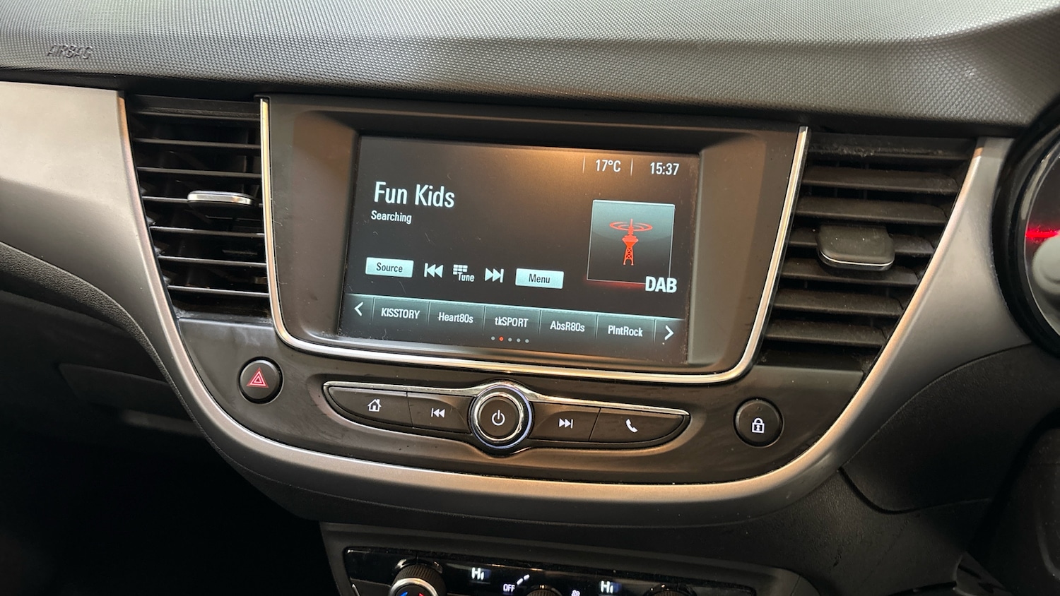 Used Vauxhall Crossland X 2018 for sale - 76877816: Photo 22