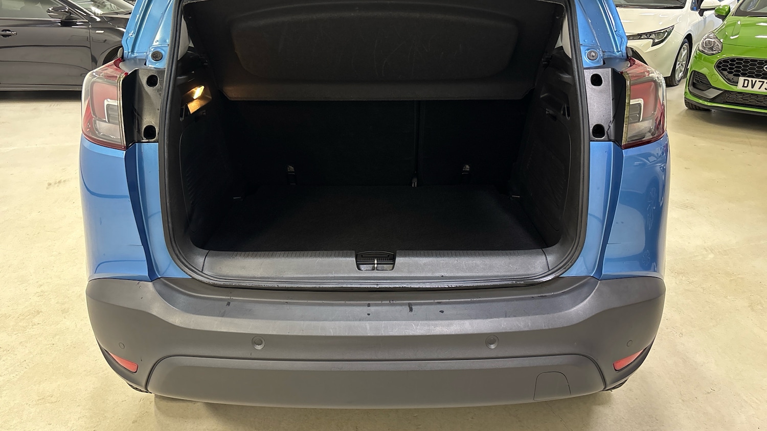 Used Vauxhall Crossland X 2018 for sale - 76877816: Photo 4