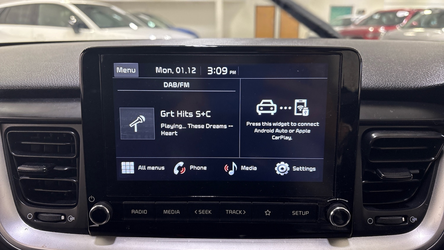 Used Kia Stonic 2022 for sale - 76776341: Photo 12