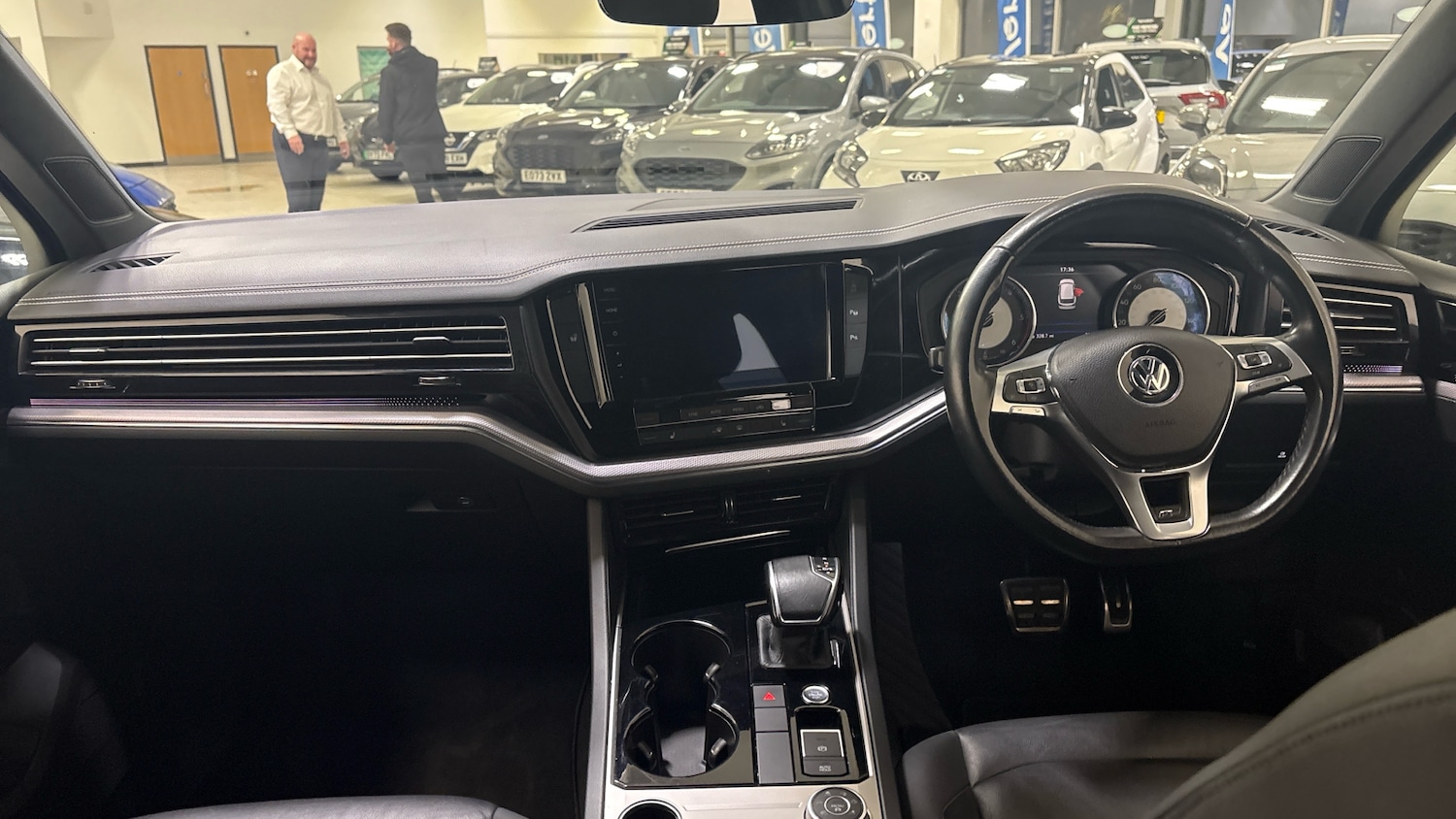 Used Volkswagen Touareg 2019 for sale - 77136137: Photo 10