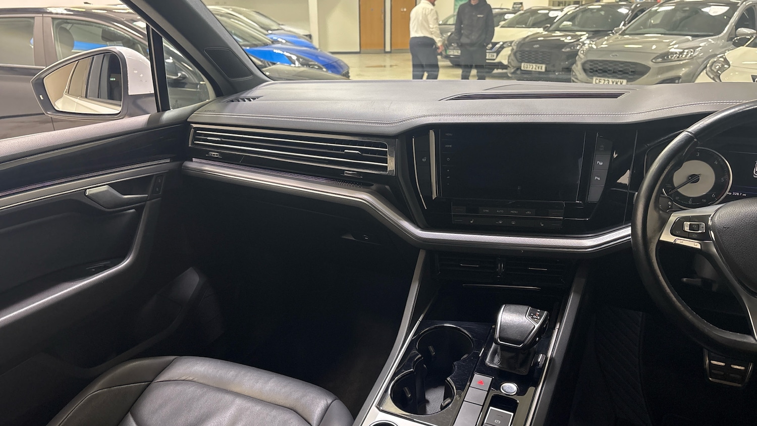 Used Volkswagen Touareg 2019 for sale - 77136137: Photo 14