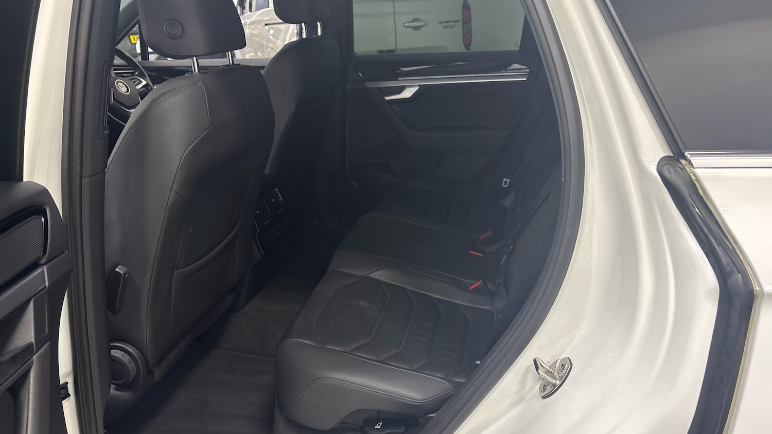 Used Volkswagen Touareg 2019 for sale - 77136137: Photo 16