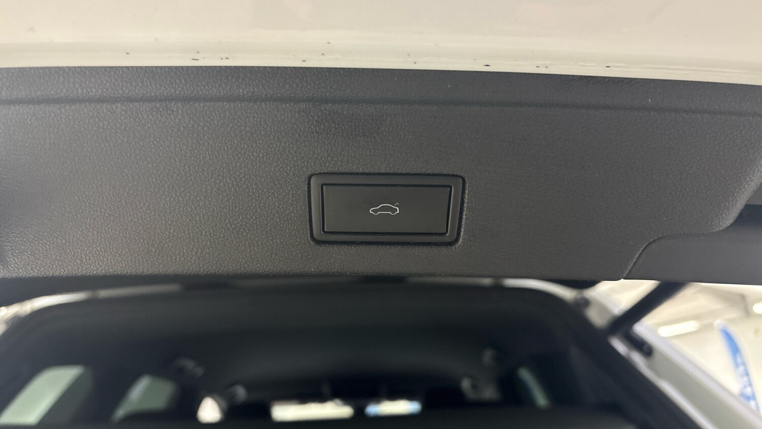 Used Volkswagen Touareg 2019 for sale - 77136137: Photo 28