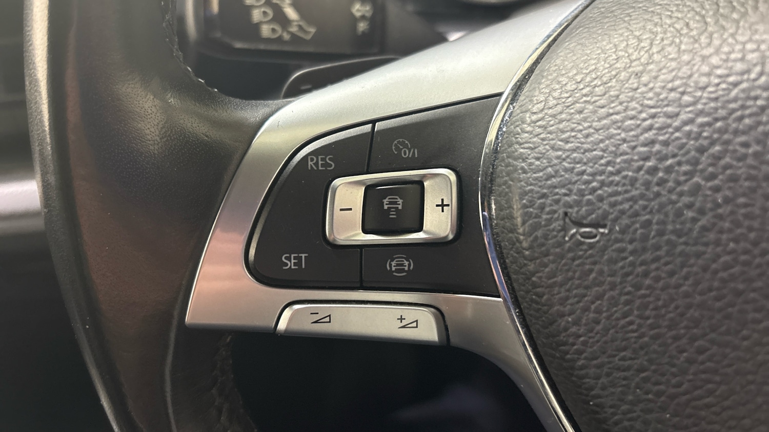 Used Volkswagen Touareg 2019 for sale - 77136137: Photo 34