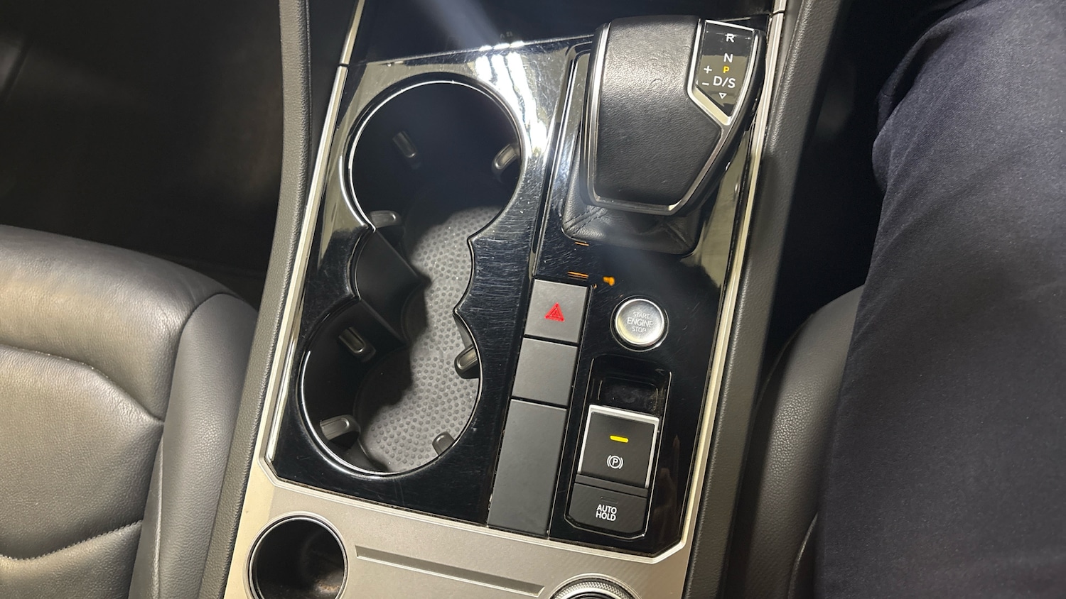 Used Volkswagen Touareg 2019 for sale - 77136137: Photo 39