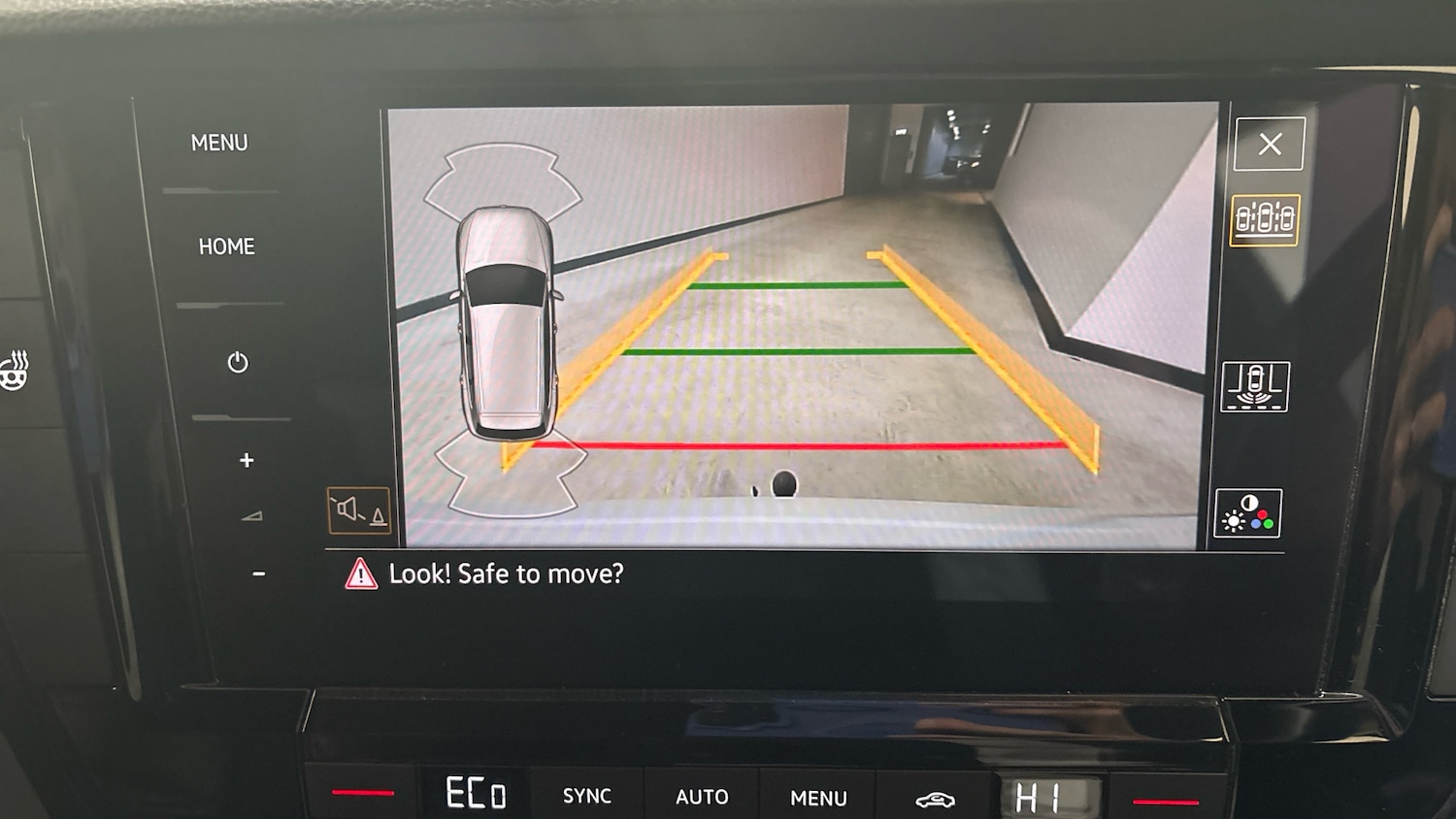 Used Volkswagen Touareg 2019 for sale - 77136137: Photo 42