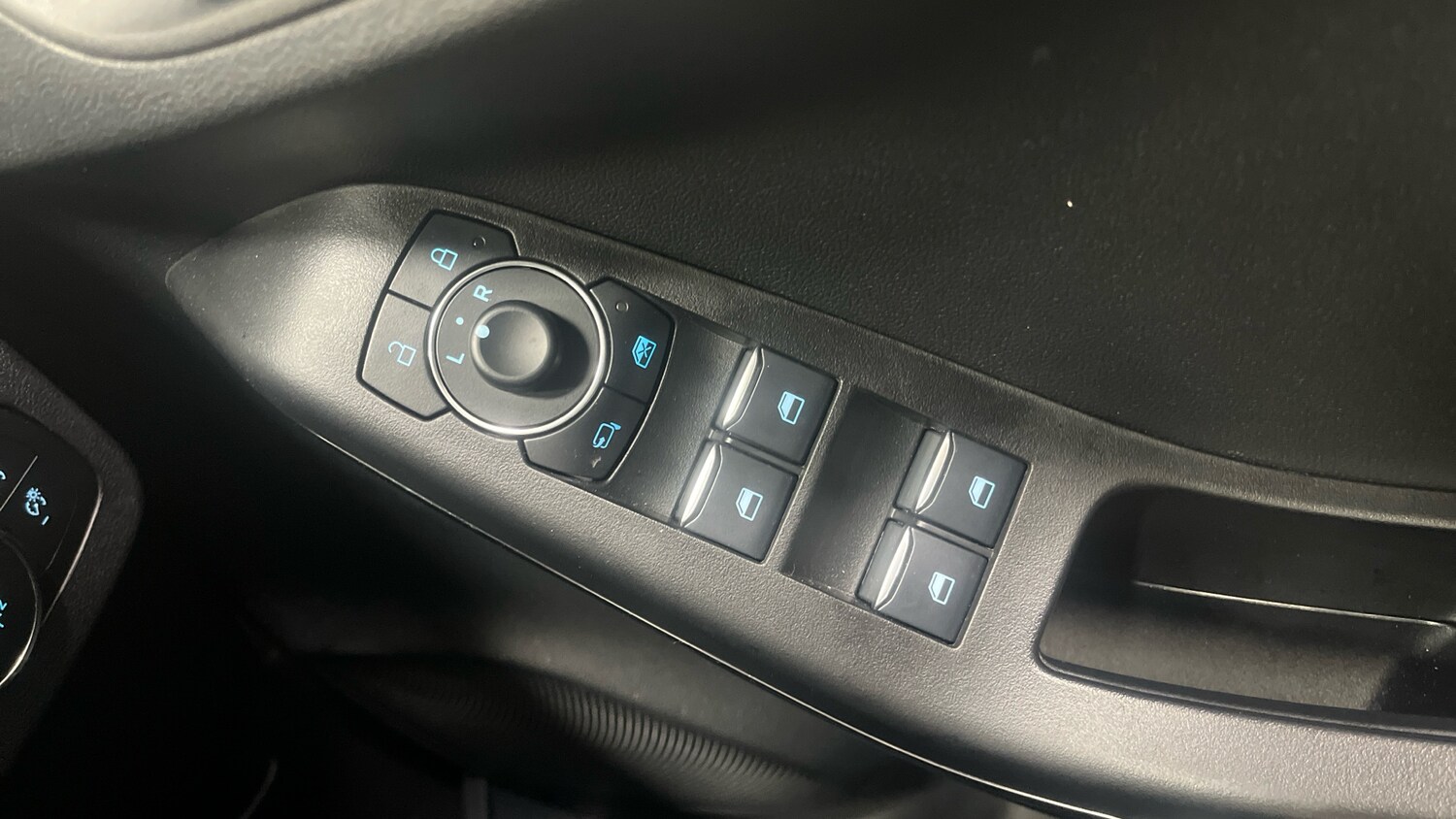 Used Ford Puma 2024 for sale - 76940026: Photo 23