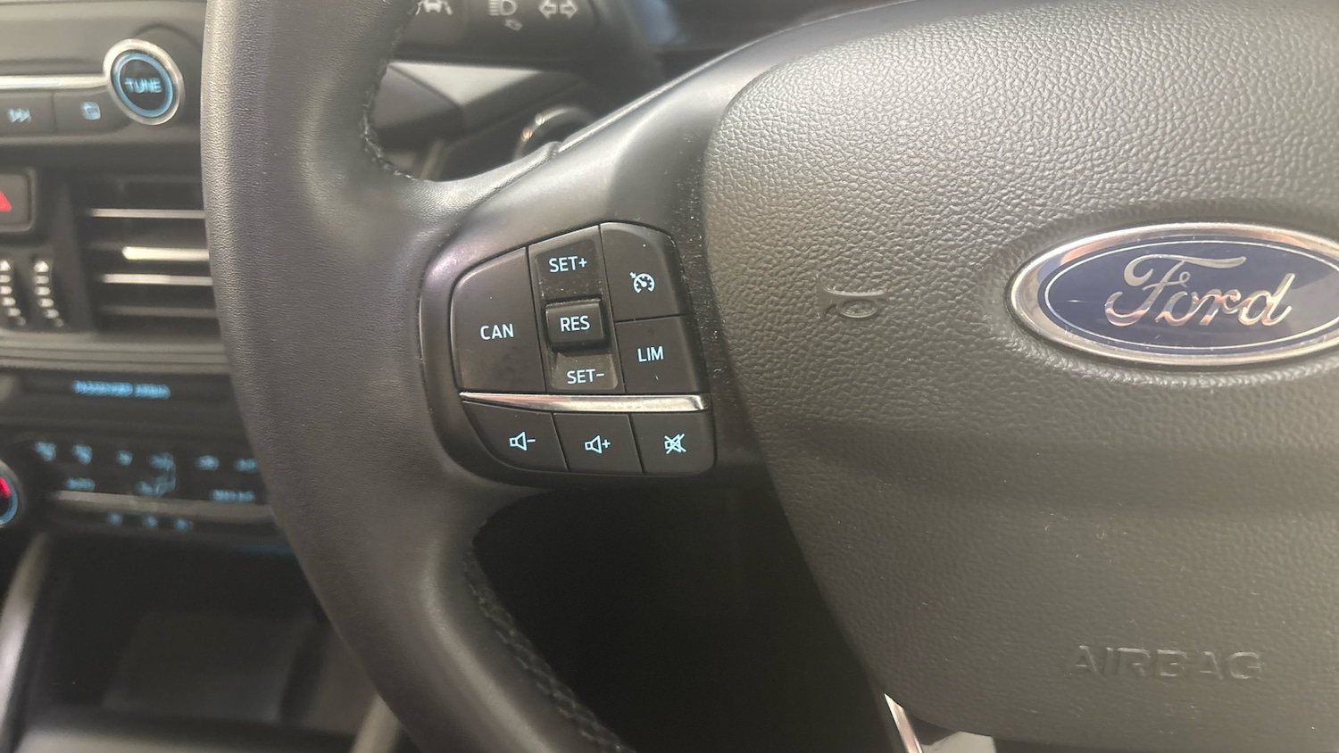Used Ford Focus 2022 for sale - 76036573: Photo 32