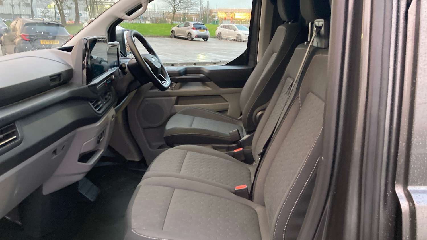 Used Ford Transit Custom 2025 for sale - 76831543: Photo 13