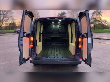 Used Ford Transit Custom 2025 for sale - 76831543: Photo