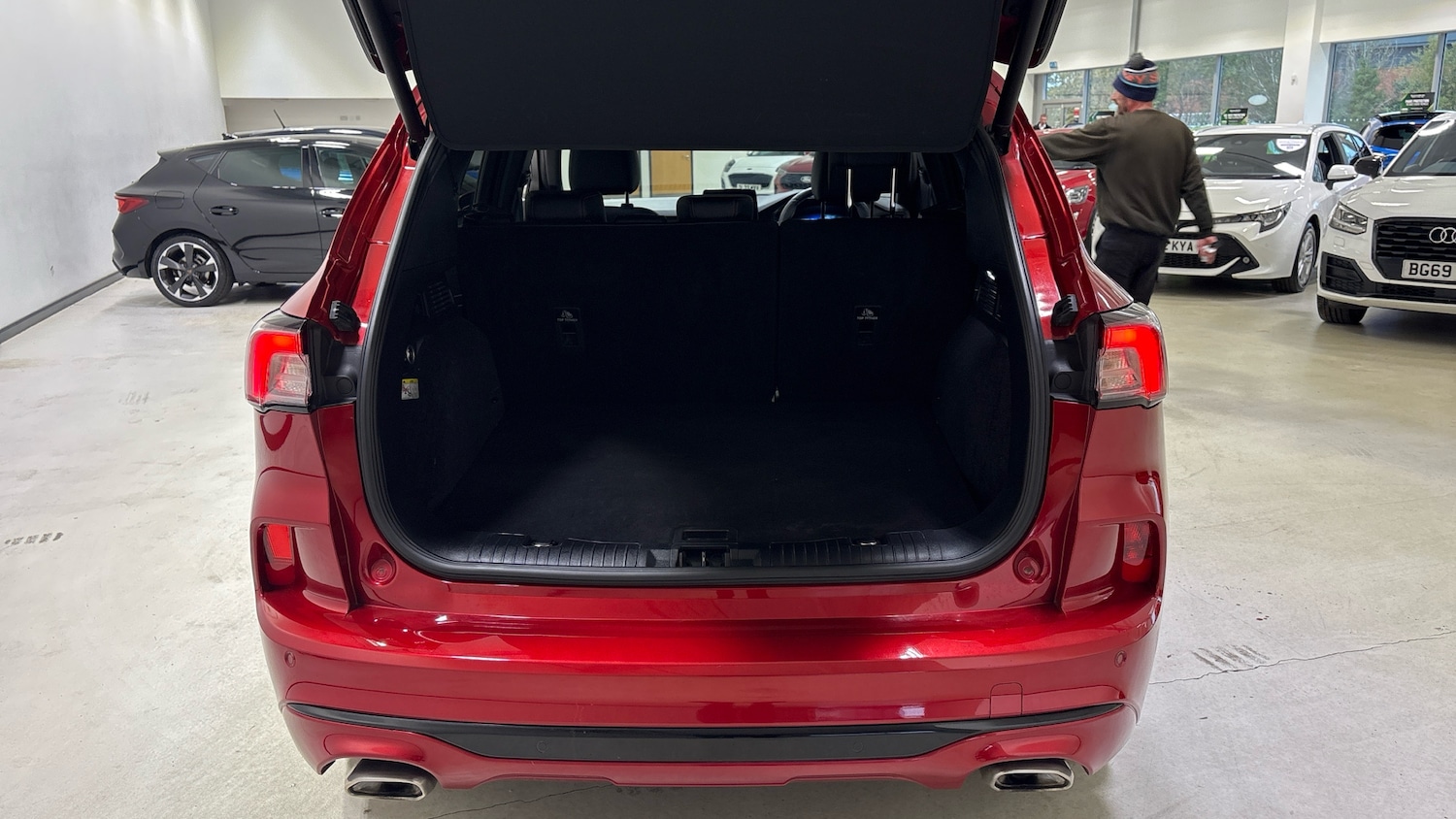 Used Ford Kuga 2021 for sale - 76734379: Photo 4