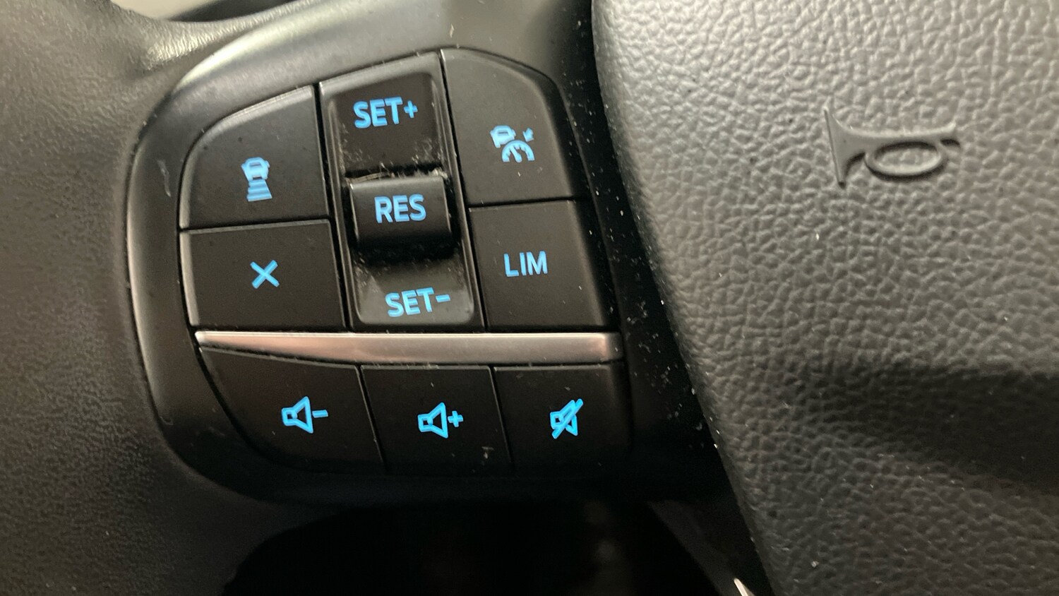 Used Ford Kuga 2020 for sale - 76234645: Photo 31