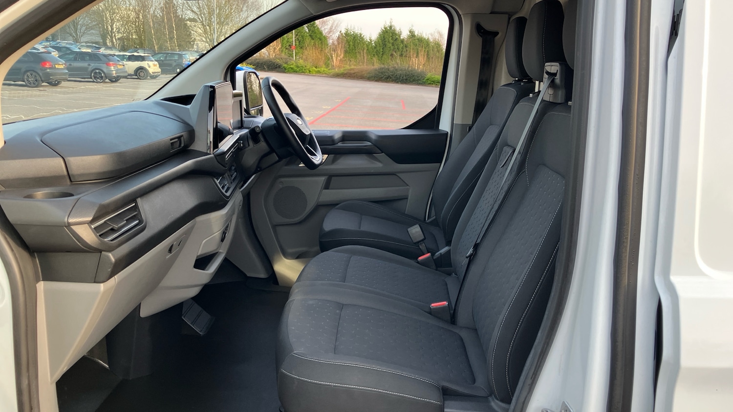 Used Ford Transit Custom 2024 for sale - 77963104: Photo 13