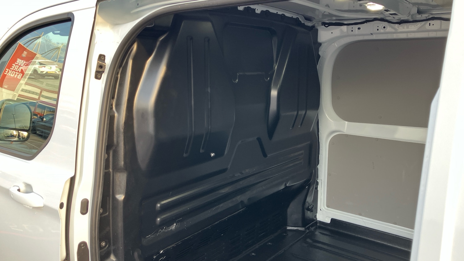 Used Ford Transit Custom 2024 for sale - 77963104: Photo 18